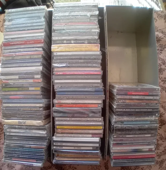 Lote 2 di 100 CD di musica variata