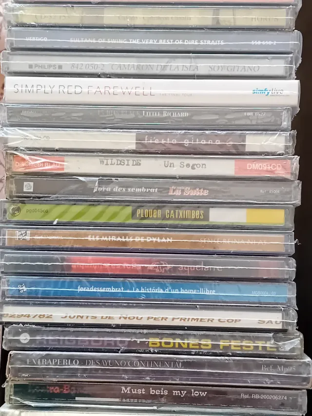 Lote 2 di 100 CD di musica variata