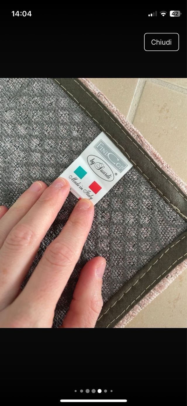 Tappeti bagno o letto grigio e rosa