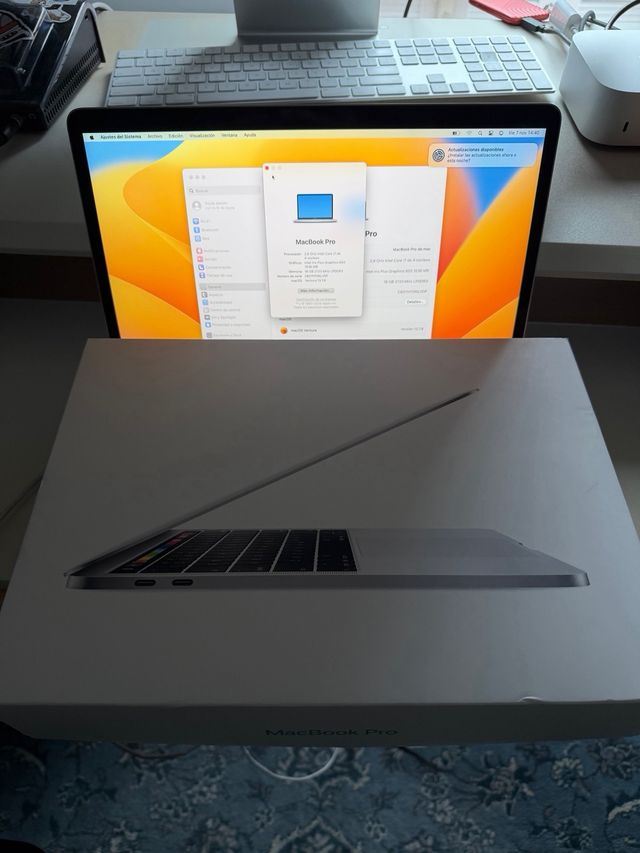 MacBook Pro 13 2019 i7 512GB Touch Bar