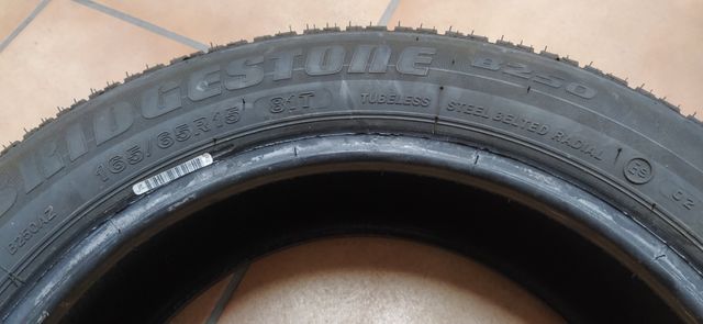 Neumático Bridgestone B250 165/65 R15