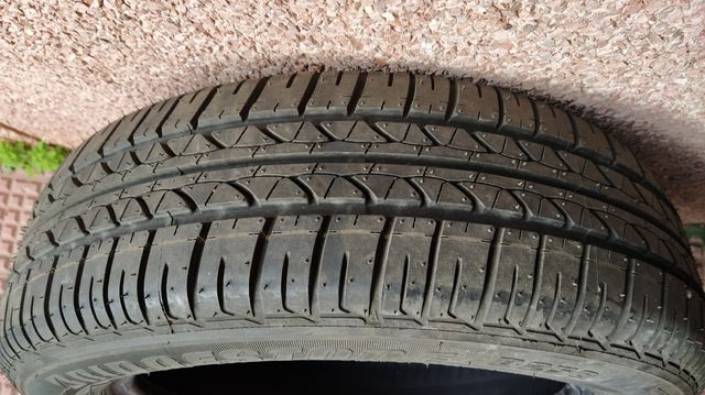 Neumático Bridgestone B250 165/65 R15