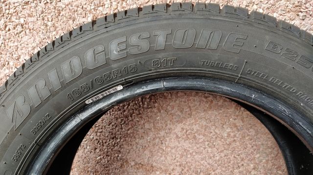 Neumático Bridgestone B250 165/65 R15