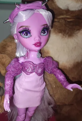 Muñeca Rainbow High Morada