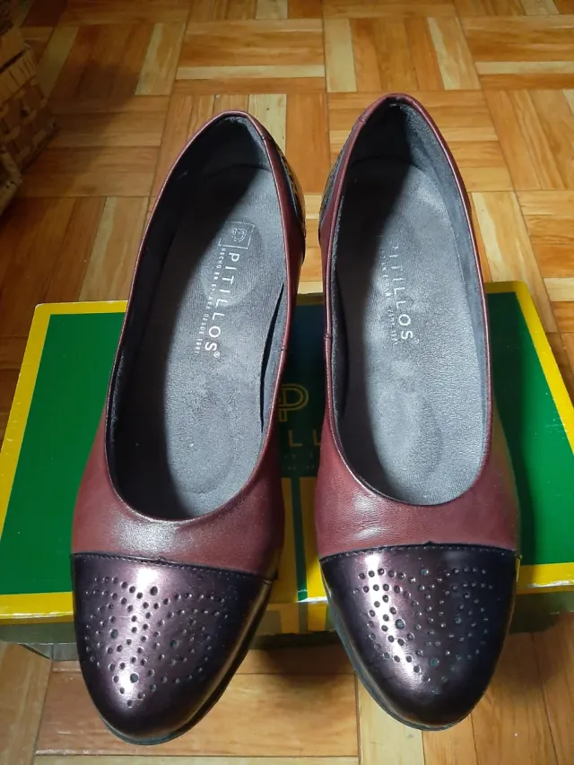 Zapatos Pitillos Talla 39 Marrón/Morado