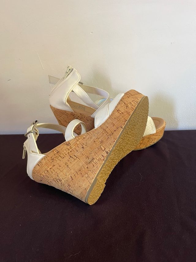 Sandalias cuña Inside