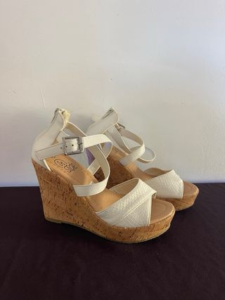Sandalias cuña Inside
