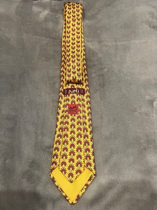 Corbata Hermès París