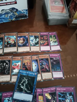 Mazzo Yu-Gi-Oh! completo per iniziare