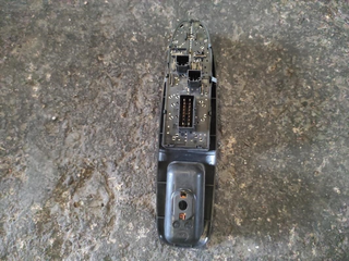 Mando elevalunas delantero izquierdo Peugeot