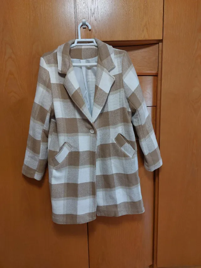 Abrigo de paño a cuadros