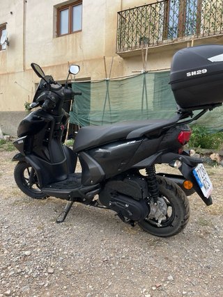 Yamaha Rayzr 125