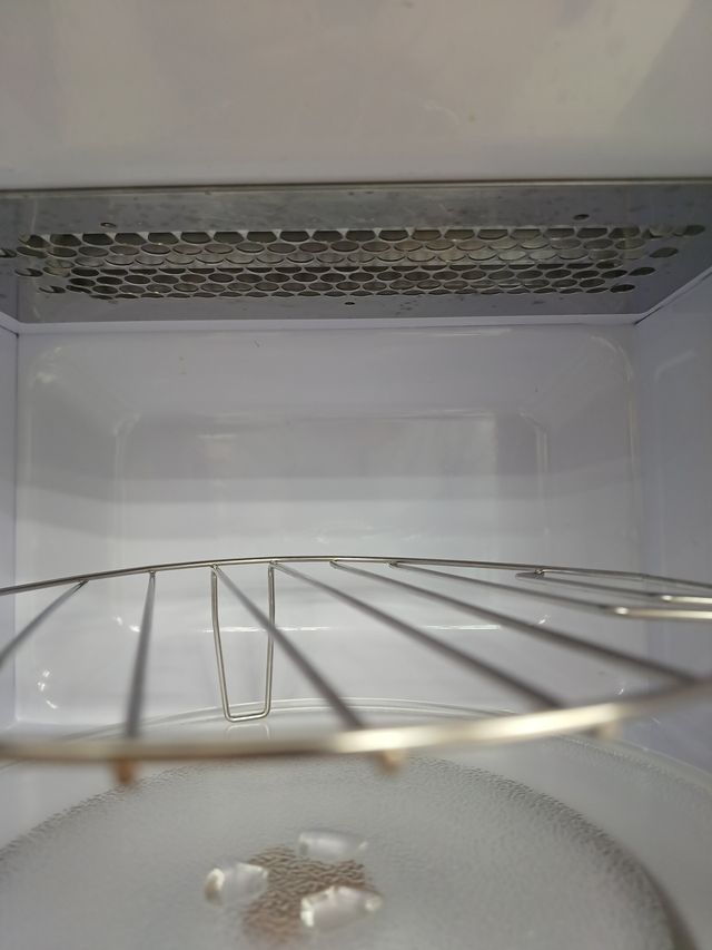 Electroline ME208COR Microonde da tavolo combinato 20L 800W bianco