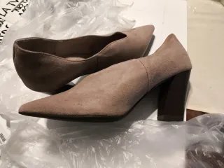 Zapatos de vestir tacón beige T39