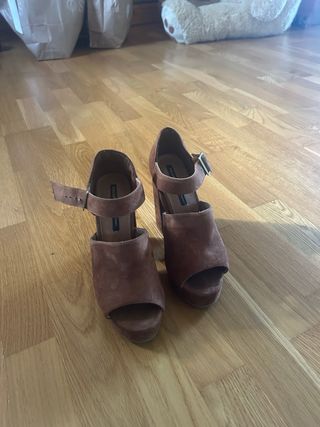 Tacones Pull&Bear Marrones Talla 37