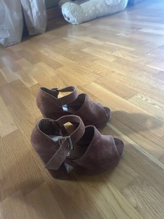 Tacones Pull&Bear Marrones Talla 37