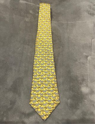 Corbata Hermès París
