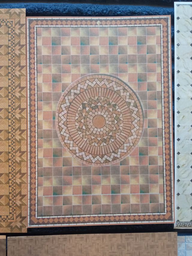 Papel de parede e fachada para casas de bonecas