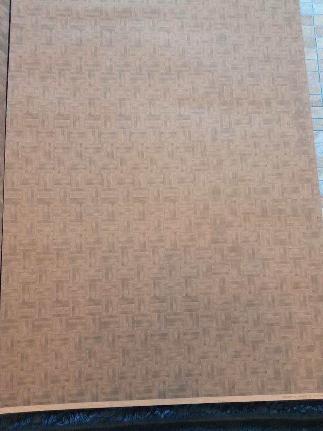 Papel de parede e fachada para casas de bonecas