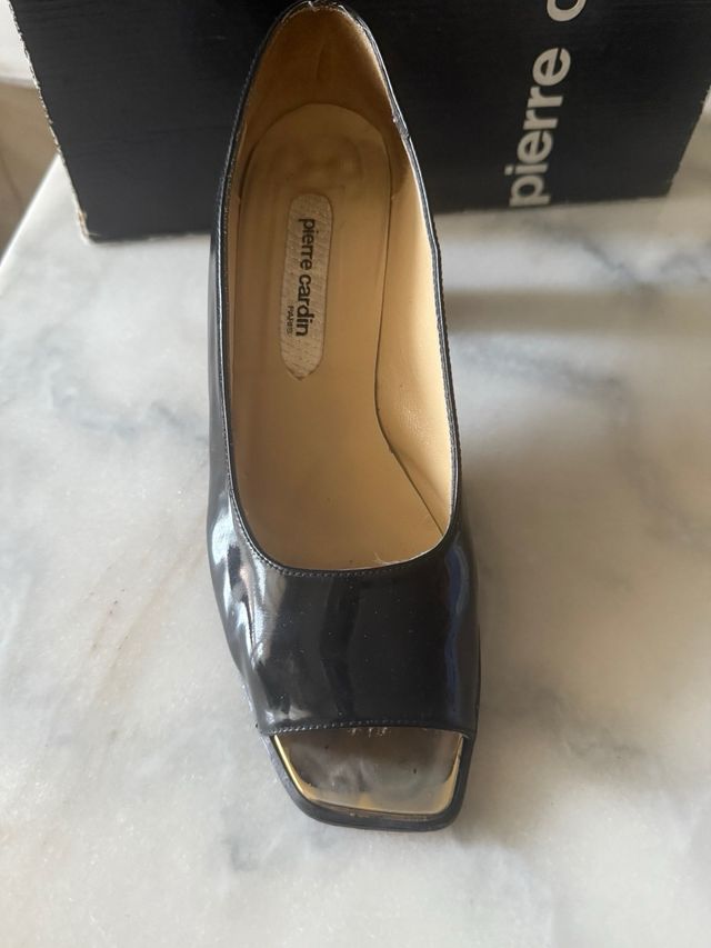 Zapatos charol Pierre Cardin negros
