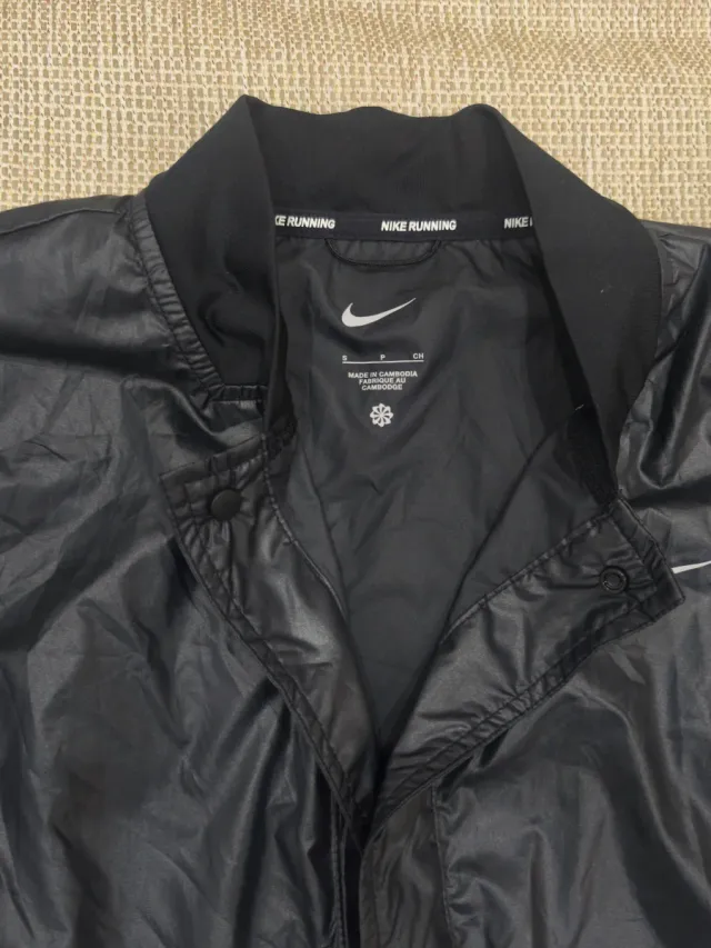 Giubbotto antivento Nike Running Donna Taglia S