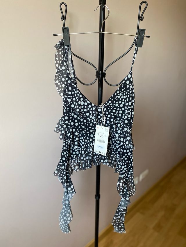 Top Zara lunares volantes S