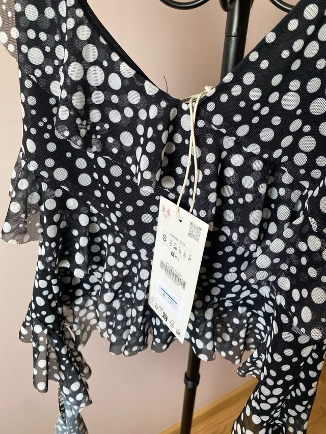 Top Zara lunares volantes S