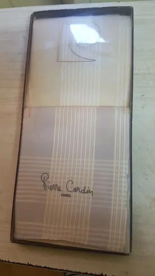 Pañuelos Pierre Cardin