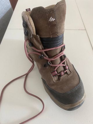 Botas de montaña Quechua piel impermeables
