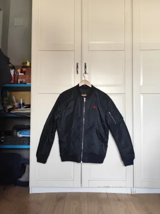 Chaqueta Bomber HDLR Negra con Rojo