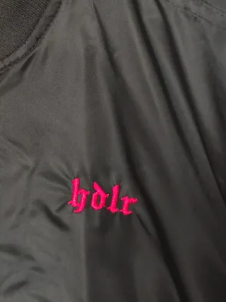 Chaqueta Bomber HDLR Negra con Rojo