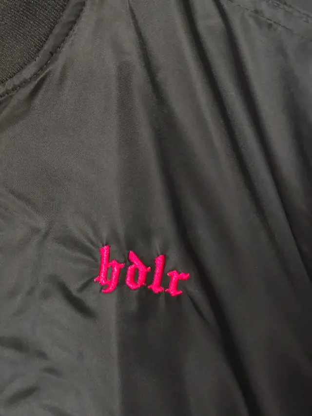 Chaqueta Bomber HDLR Negra con Rojo