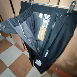 Pantalón Adidas Terrex Gore-Tex Talla S