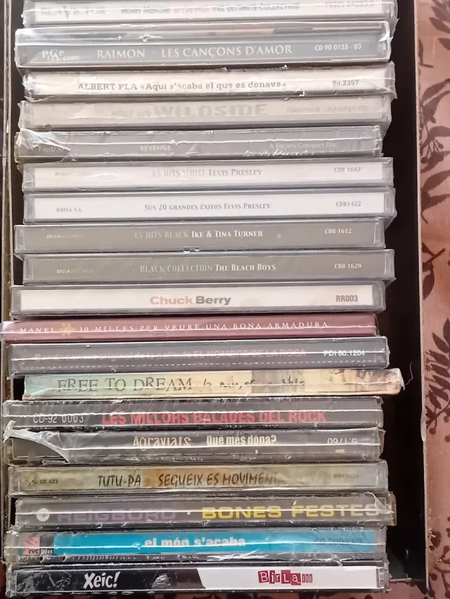 Lote 3 di 100 CD Musica Varia