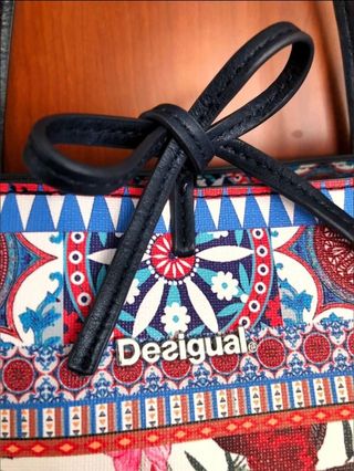 Bolso Desigual (PAGA 2 LLÉVATE 3)