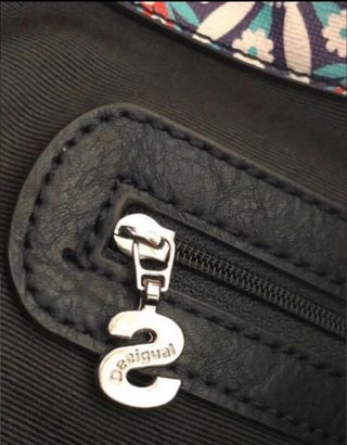 Bolso Desigual (PAGA 2 LLÉVATE 3)