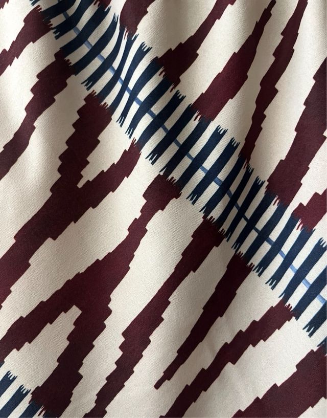 Conjunto dos piezas invitada estampado