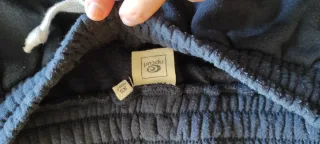 Lote 2 Pantalones Chándal Adidas y RipCurl Mujer