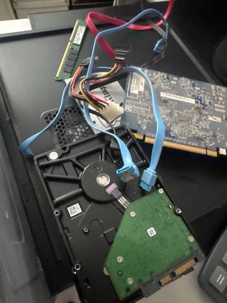 Componentes PC: Placa Base, RAM, HDD, Tarjeta Gráf