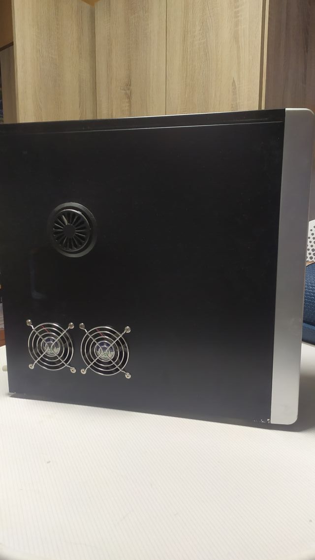 Torre PC Ordenador Intel dos torres