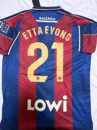 Camiseta Macron Levante UD Talla L/XL Etta Eyong