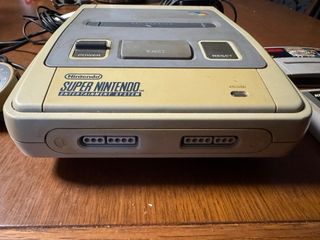 Super Nintendo NES PAL + 2 Juegos