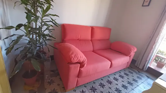 Sofá 2 plazas rosa