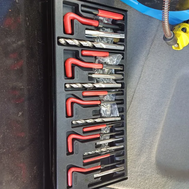 Kit Reparación Roscas Autobest 130 Piezas