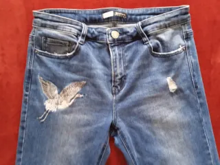 Lote 2 Pantalónes vaqueros Stradivarius T.40