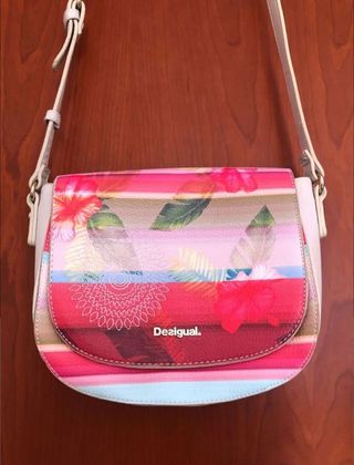 Bolso Desigual (PAGA 2 LLÉVATE 3)