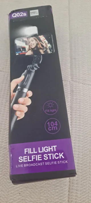 Palo selfie Q02s con luz y trípode