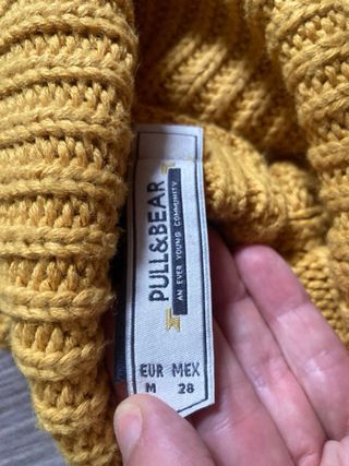 Jersey Pull&Bear mostaza talla M