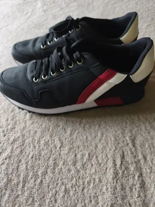 Zapatillas casuales N/43 a estrenar.