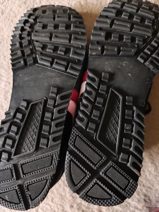 Zapatillas casuales N/43 a estrenar.